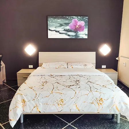 Luxury דירה